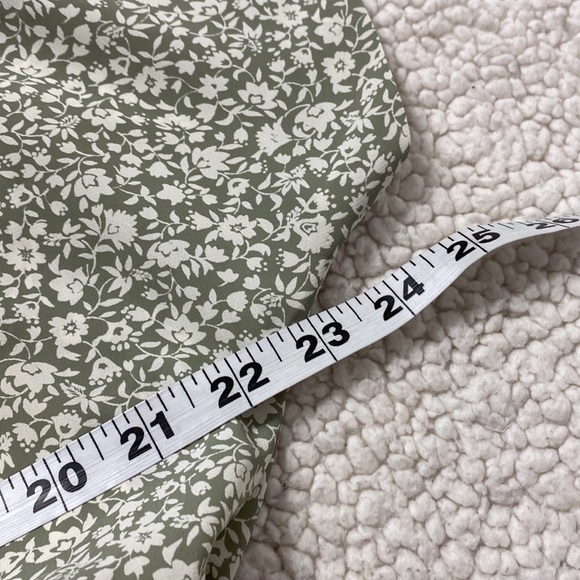 Vintage Sage Green Floral Short Sleeve MIDI Dress Size Medium (9) - Picture 13 of 16